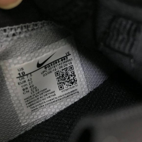 Nike Women's Black White Zoom Gravity Running Shoes (10) - Picture 7 of 8